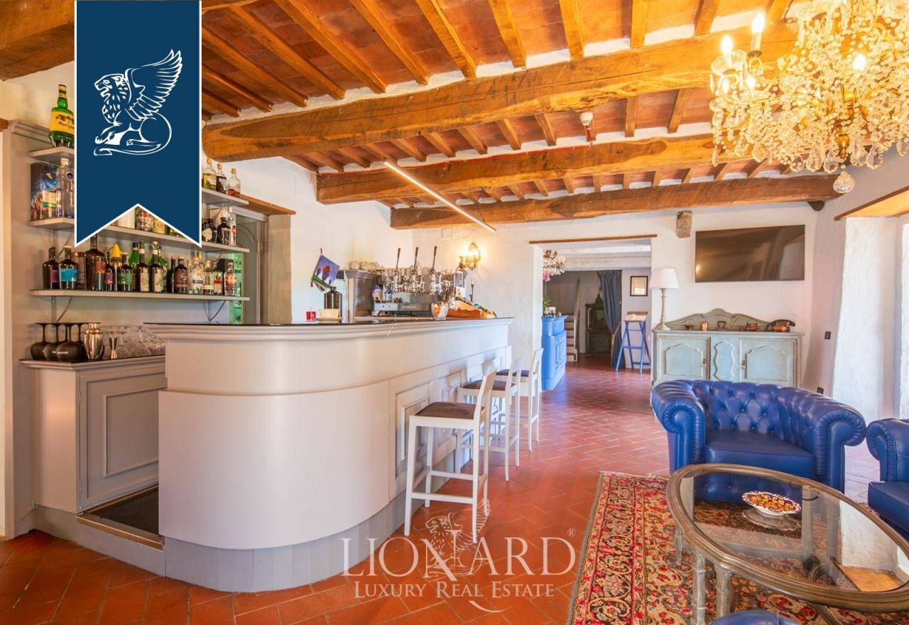 Дом в Сиене, Италия, 2 000 м² - фото 8