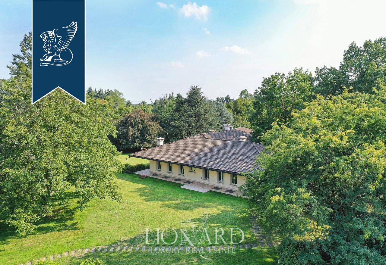 Вилла в Казатеново, Италия, 1 100 м² - фото 8