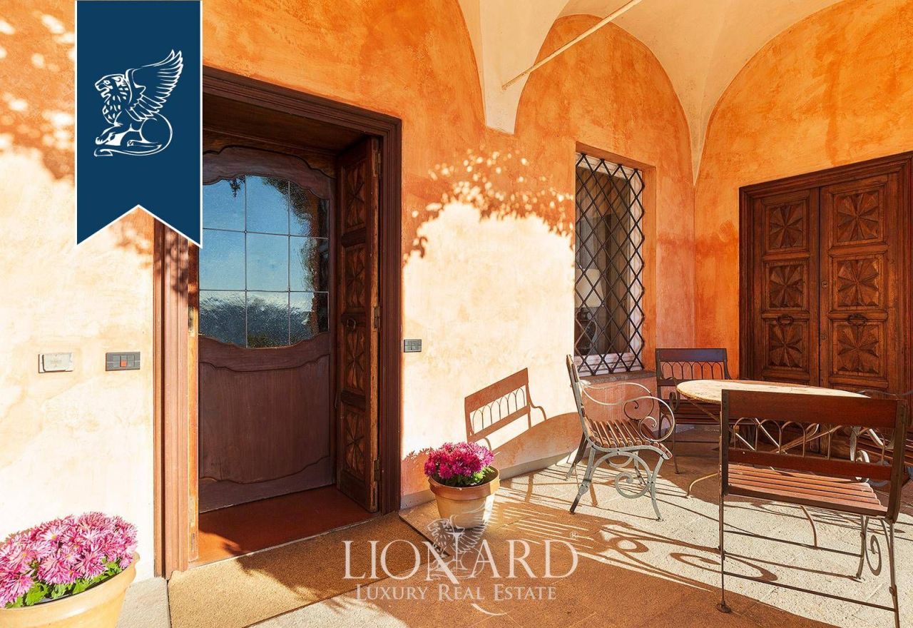 Вилла в Биелле, Италия, 1 800 м² - фото 8