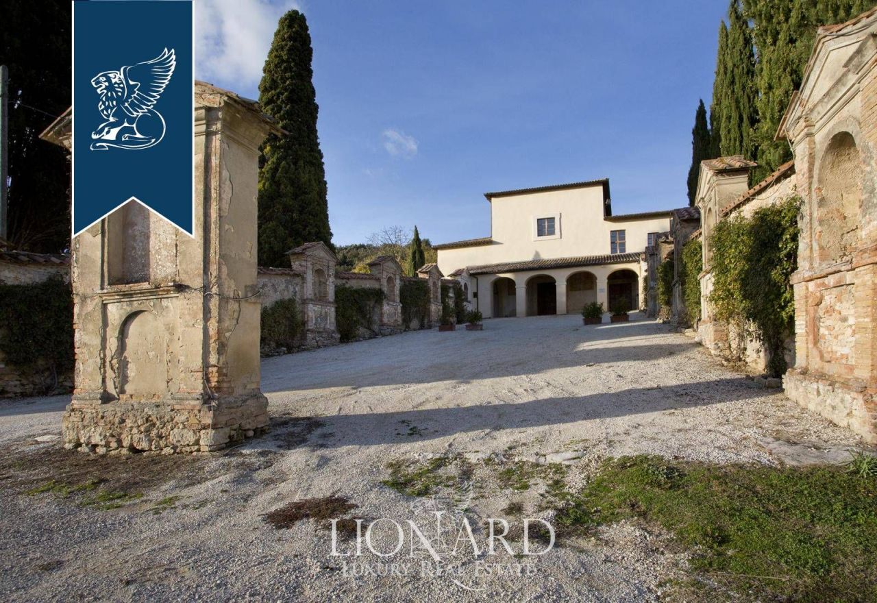 Вилла в Перудже, Италия, 1 500 м² - фото 8