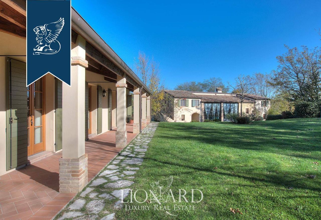 Вилла в Форли-Чезене, Италия, 700 м² - фото 8