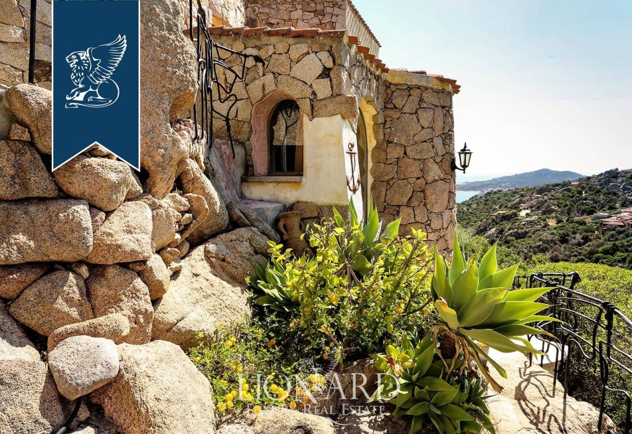 Вилла в Порто Черво, Италия, 340 м² - фото 8