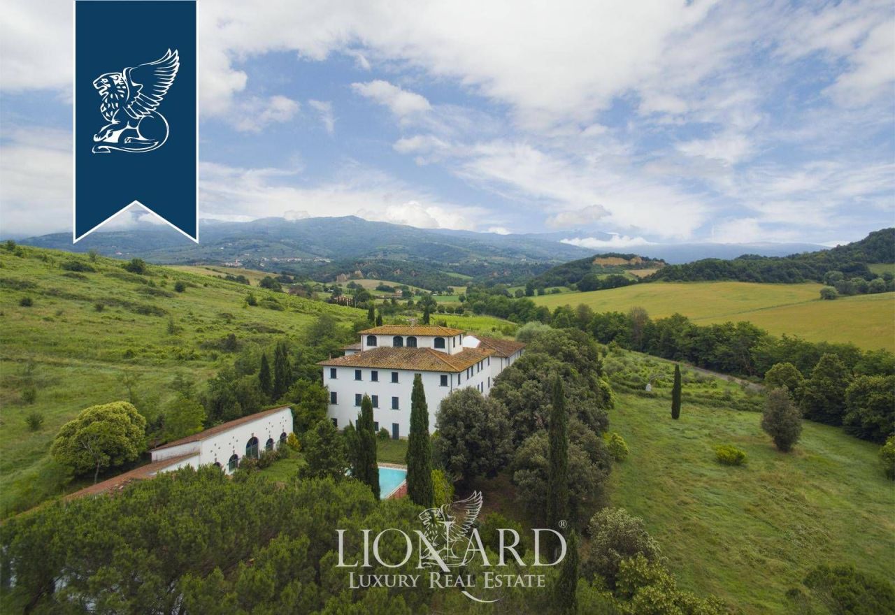 Вилла в Ареццо, Италия, 3 000 м² - фото 9