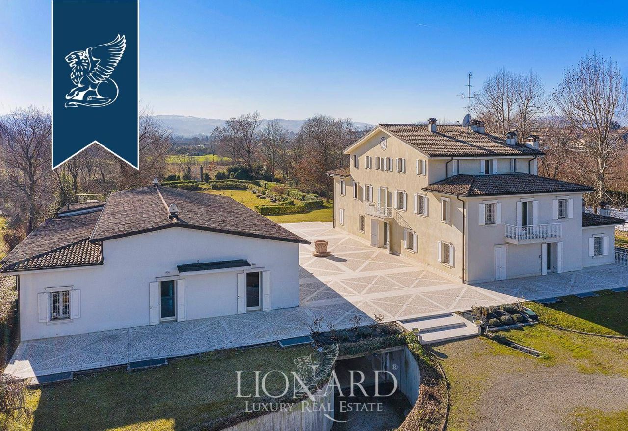 Вилла в Модене, Италия, 1 700 м² - фото 8