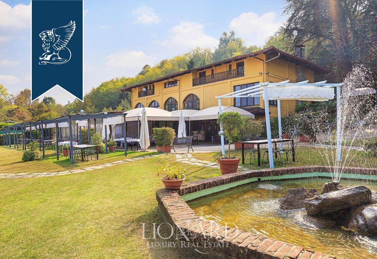 Вилла в Турине, Италия, 1 000 м² - фото 8