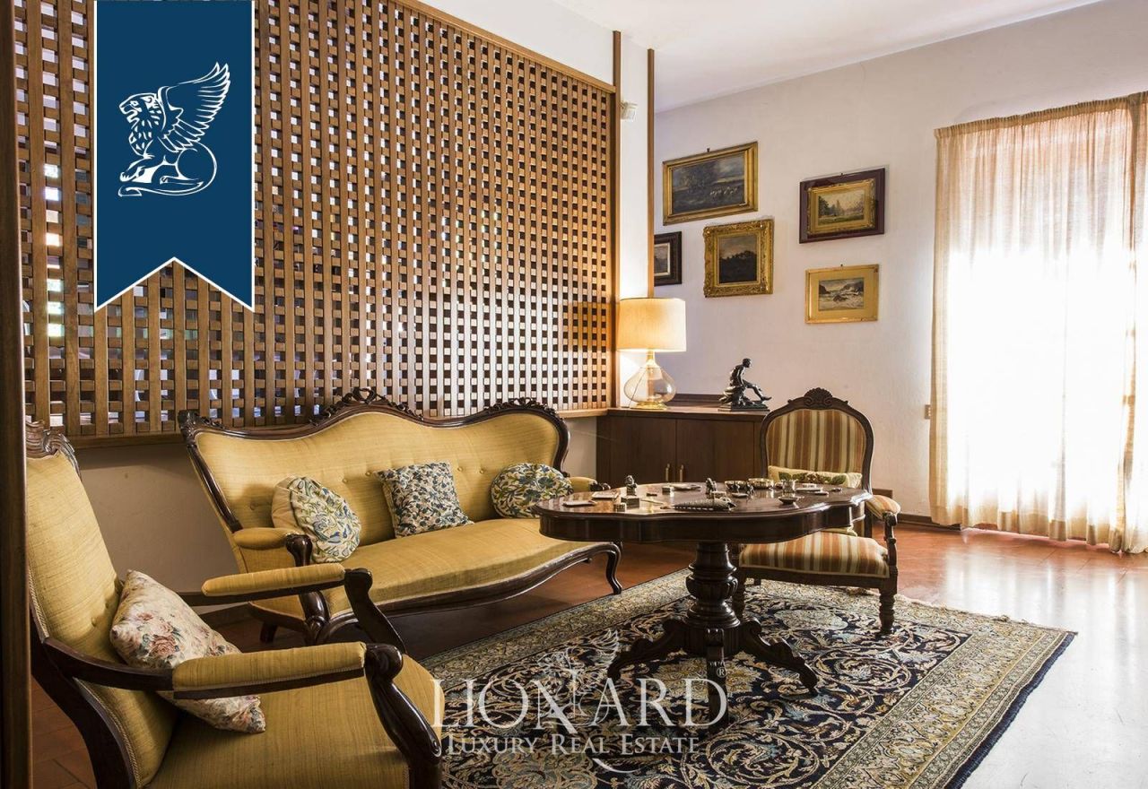 Вилла в Лукке, Италия, 500 м² - фото 8