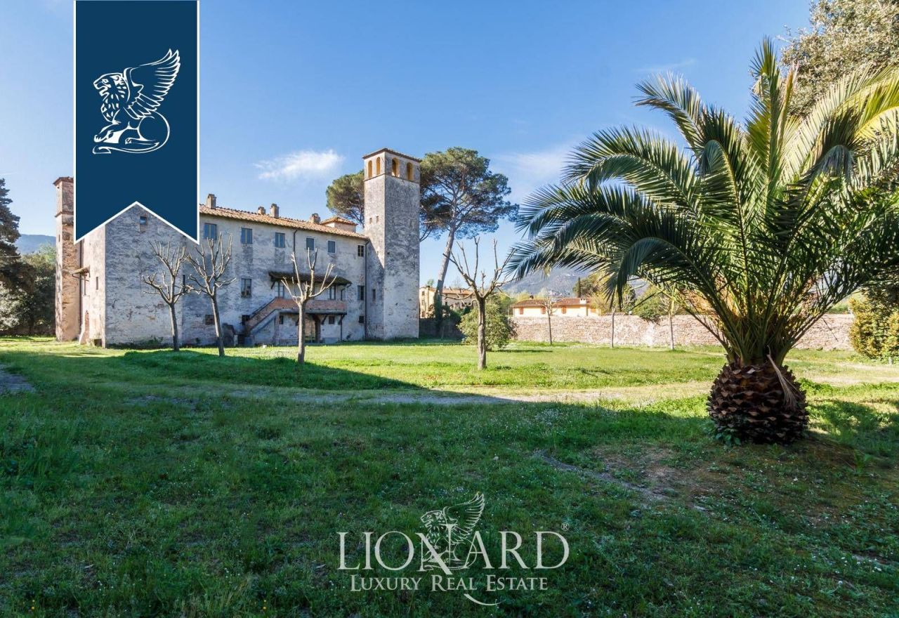 Вилла в Капаннори, Италия, 800 м² - фото 8