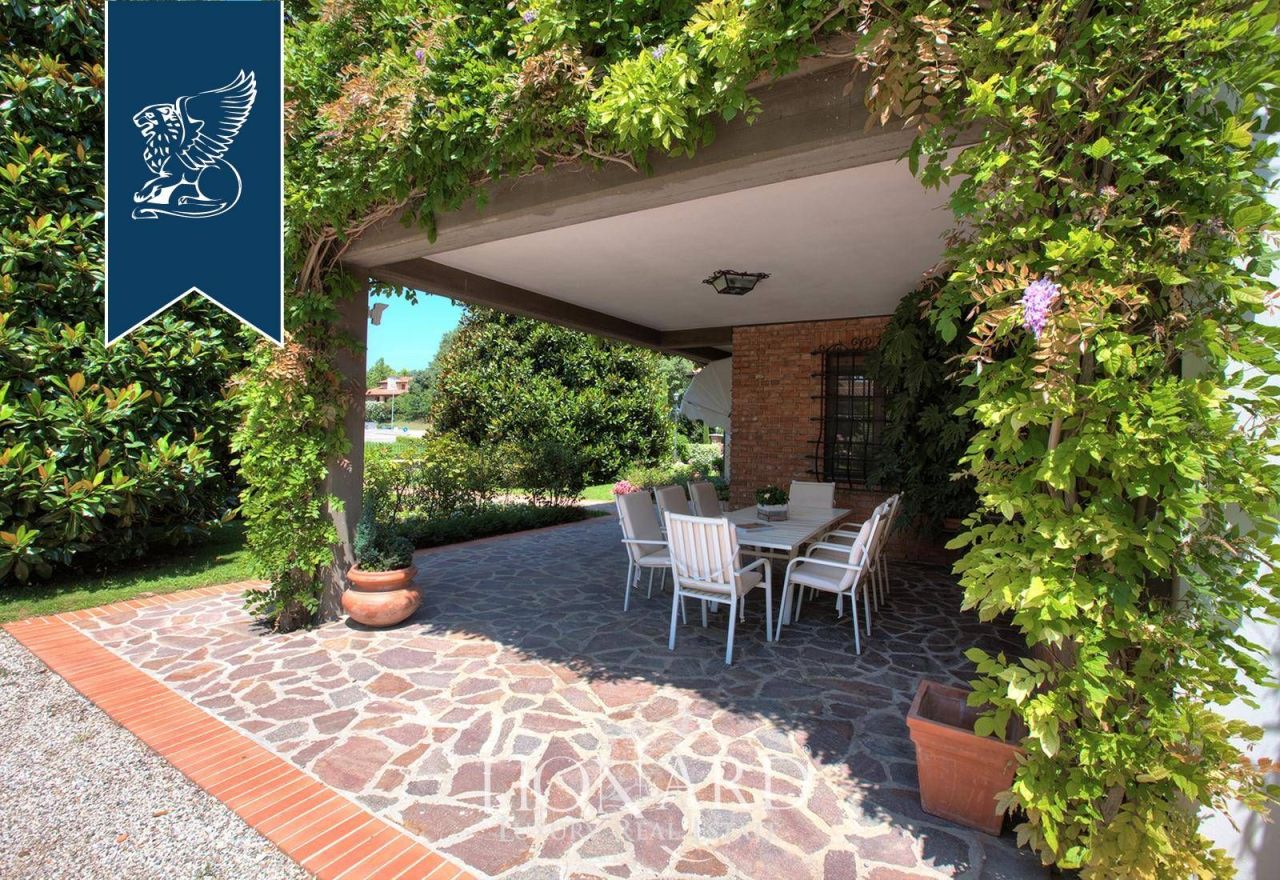 Вилла в Мантуе, Италия, 1 000 м² - фото 8