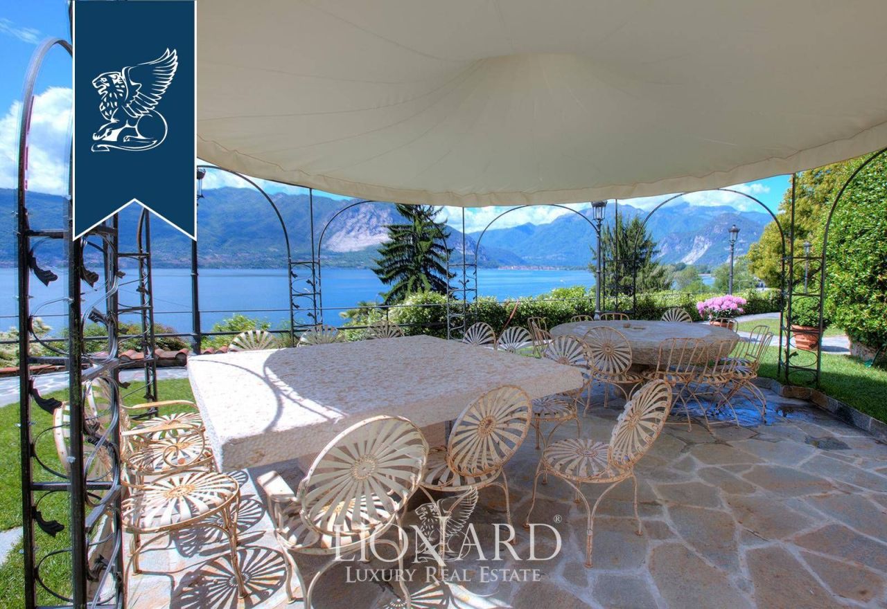 Вилла в Вербании, Италия, 750 м² - фото 8