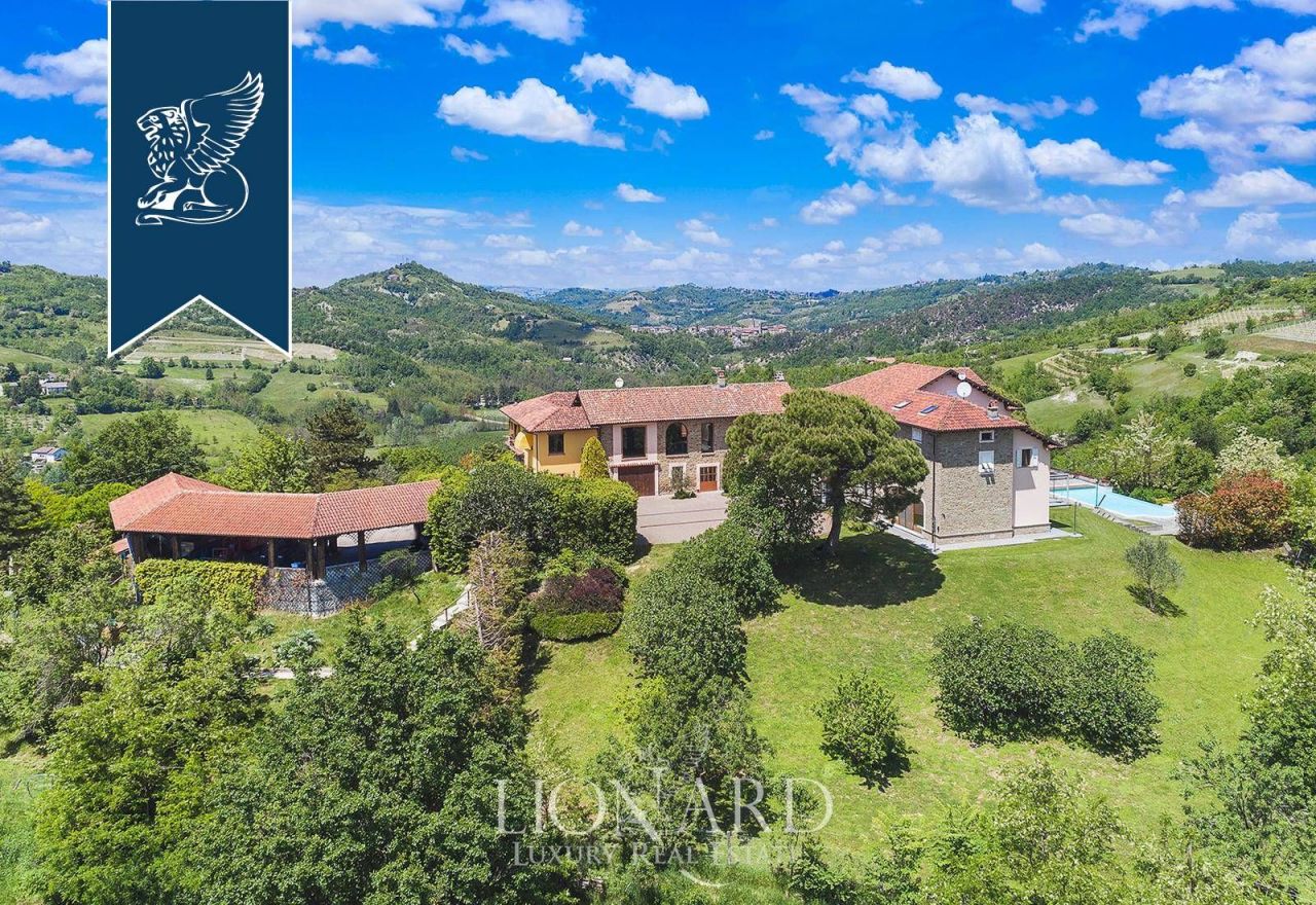 Вилла в Алессандрии, Италия, 1 200 м² - фото 8