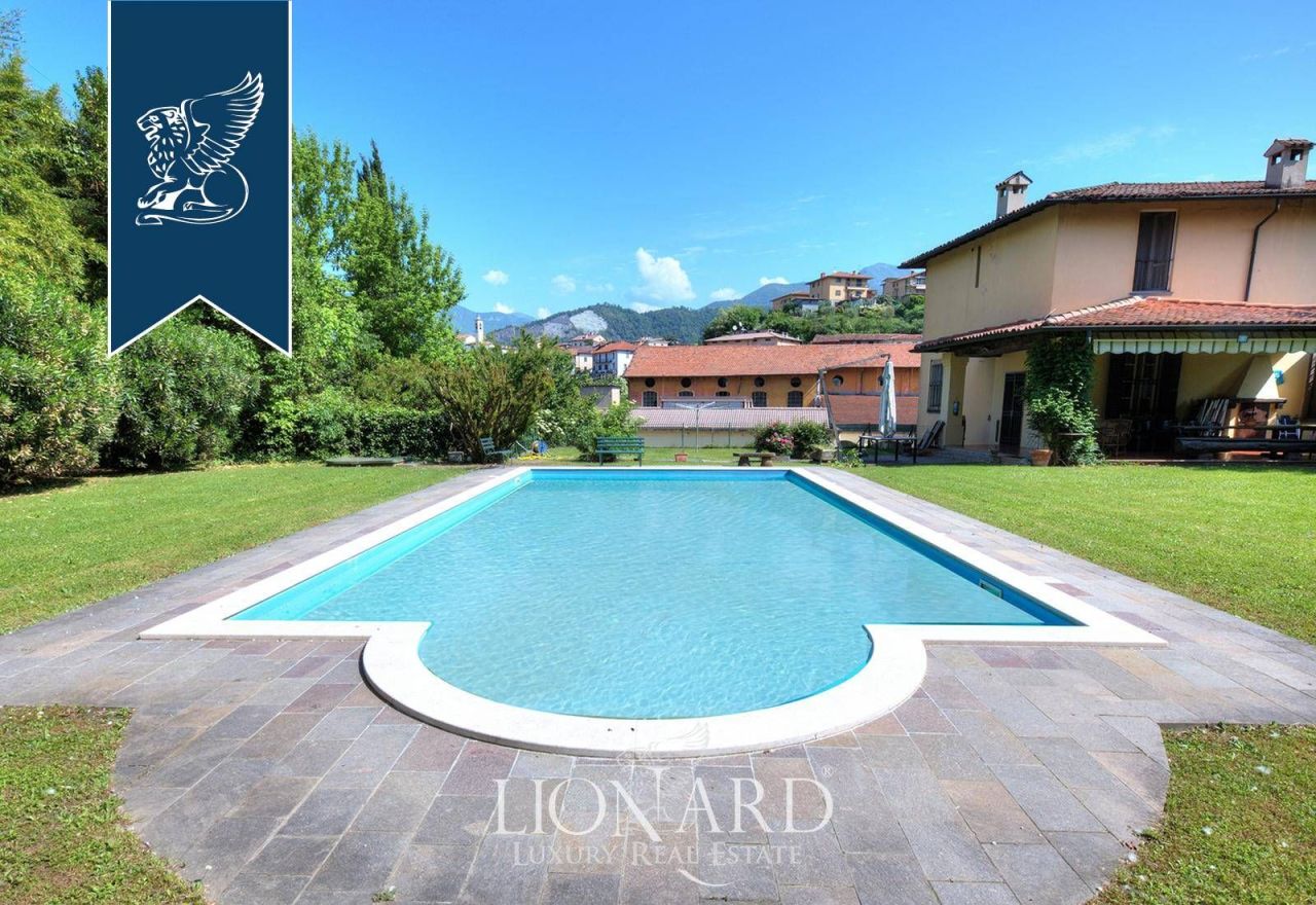 Вилла в Брешии, Италия, 3 000 м² - фото 8