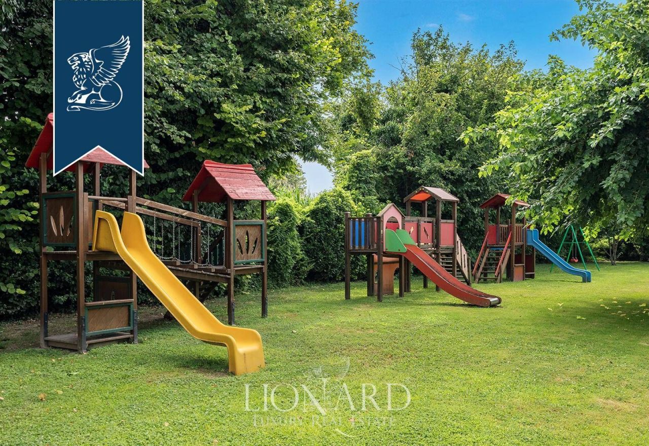 Вилла в Порденоне, Италия, 2 300 м² - фото 10