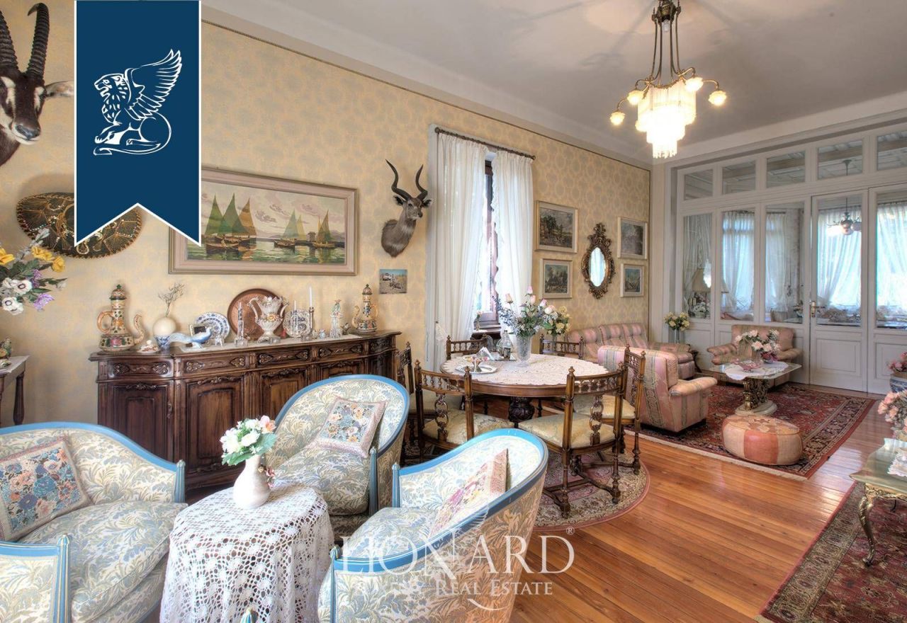 Вилла в Лезе, Италия, 400 м² - фото 10