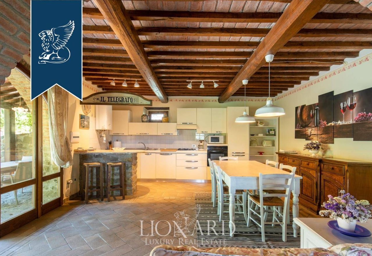 Ферма в Ареццо, Италия, 350 м² - фото 10