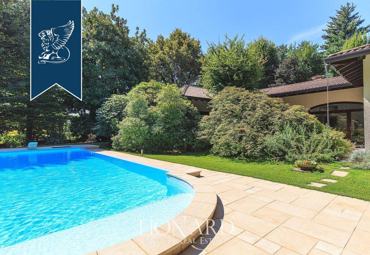 Вилла в Варесе, Италия, 330 м² - фото 10