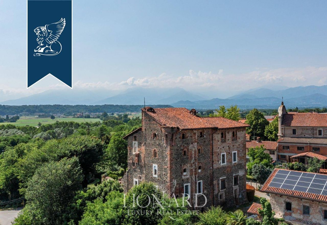 Замок в Биелле, Италия, 1 100 м² - фото 10