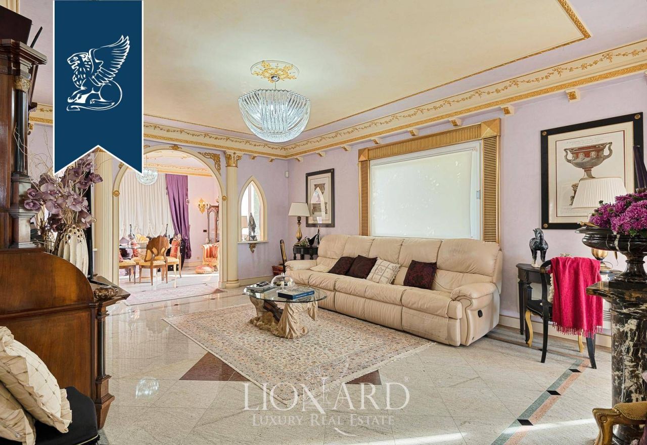 Вилла в Карраре, Италия, 1 500 м² - фото 10