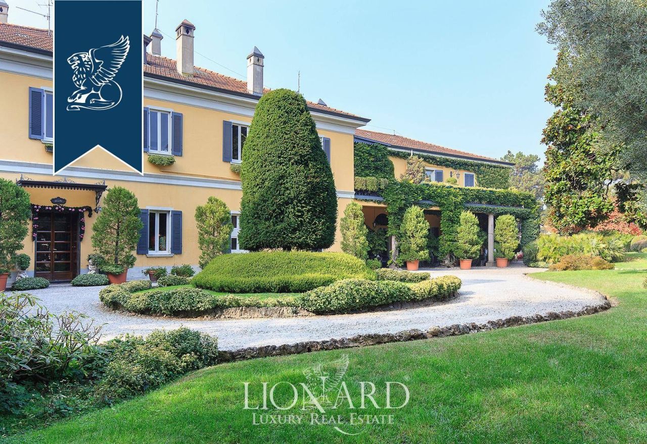 Вилла в Лекко, Италия, 1 000 м² - фото 10