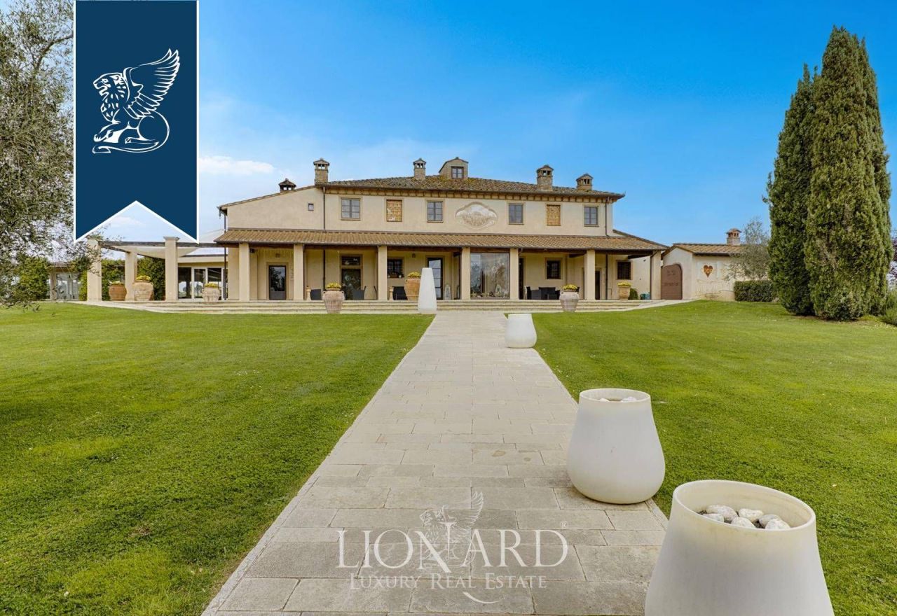 Ферма в Понтедере, Италия, 2 100 м² - фото 10