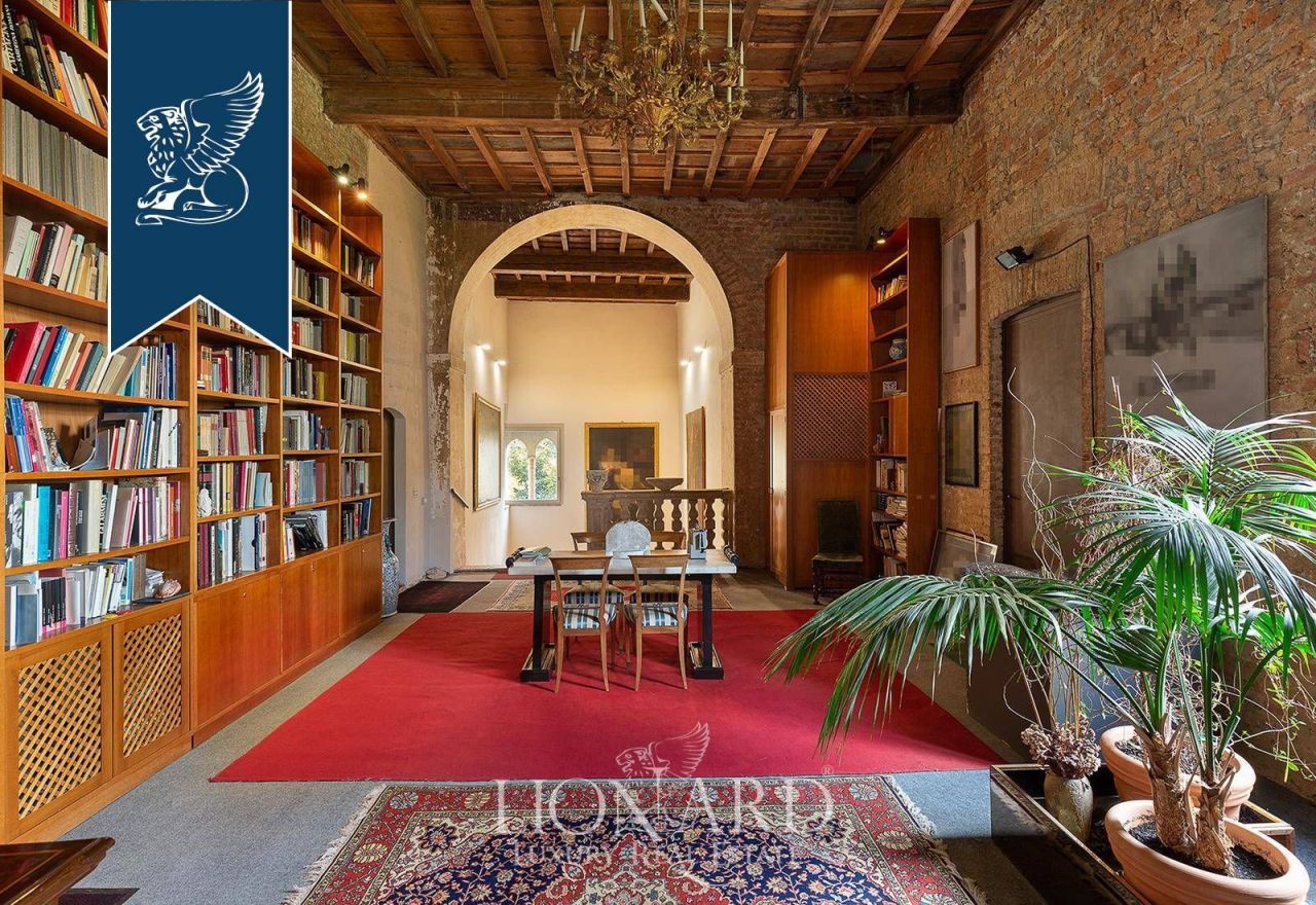 Замок в Павии, Италия, 2 600 м² - фото 10