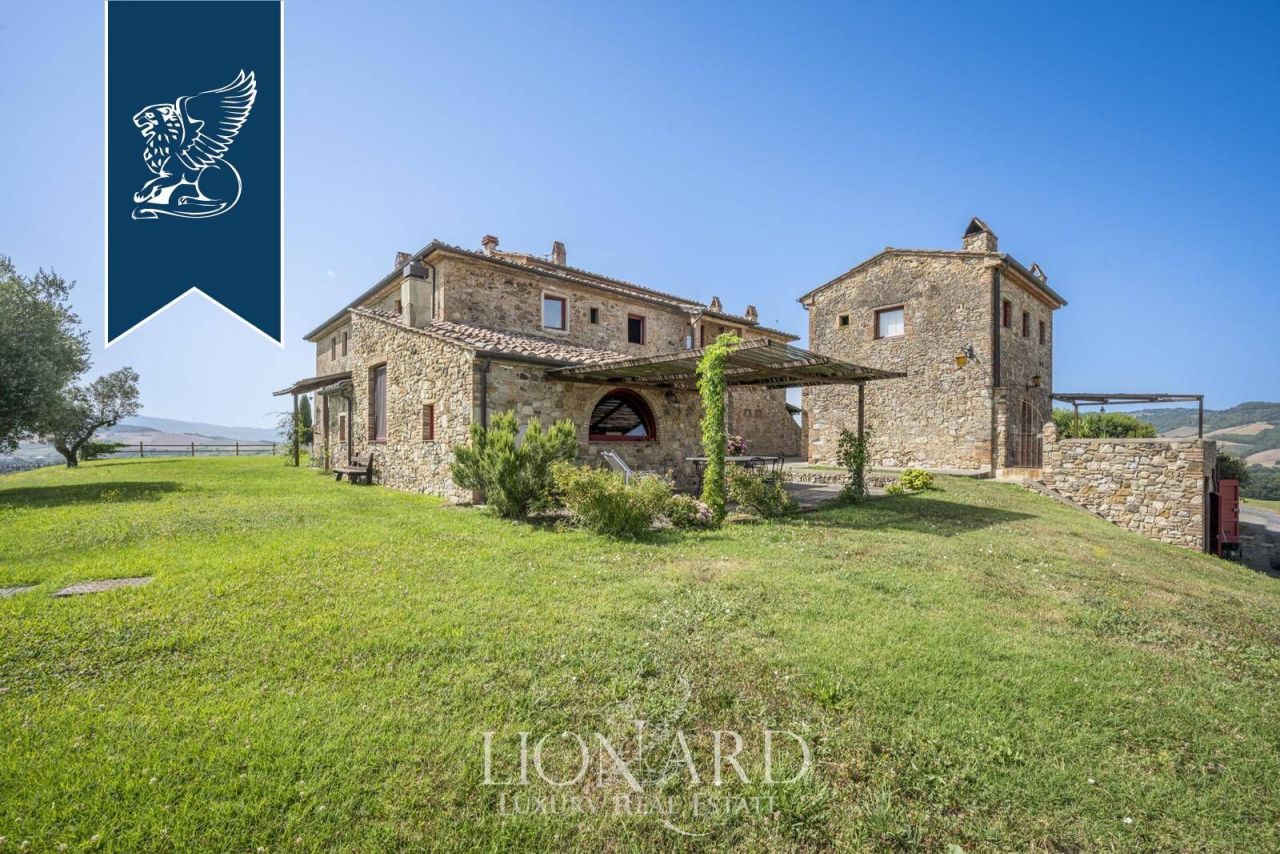 Ферма в Монтекатини-Валь-ди-Чечина, Италия, 1 000 м² - фото 10