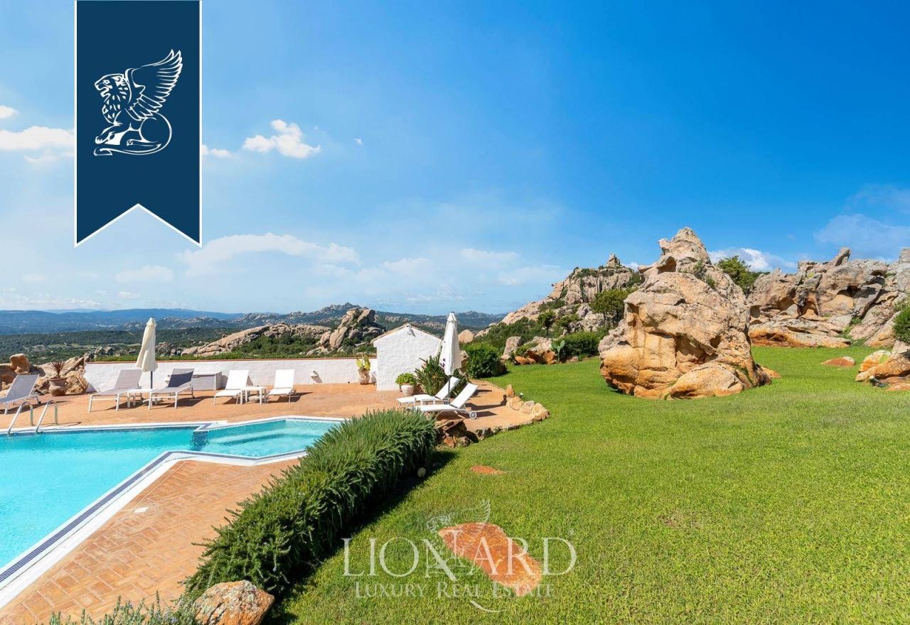 Вилла в Порто Черво, Италия, 282 м² - фото 10