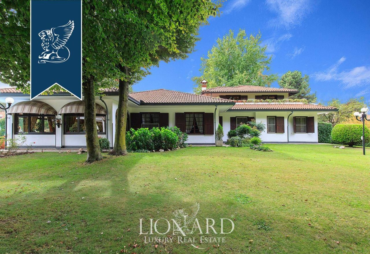 Вилла в Милане, Италия, 380 м² - фото 10