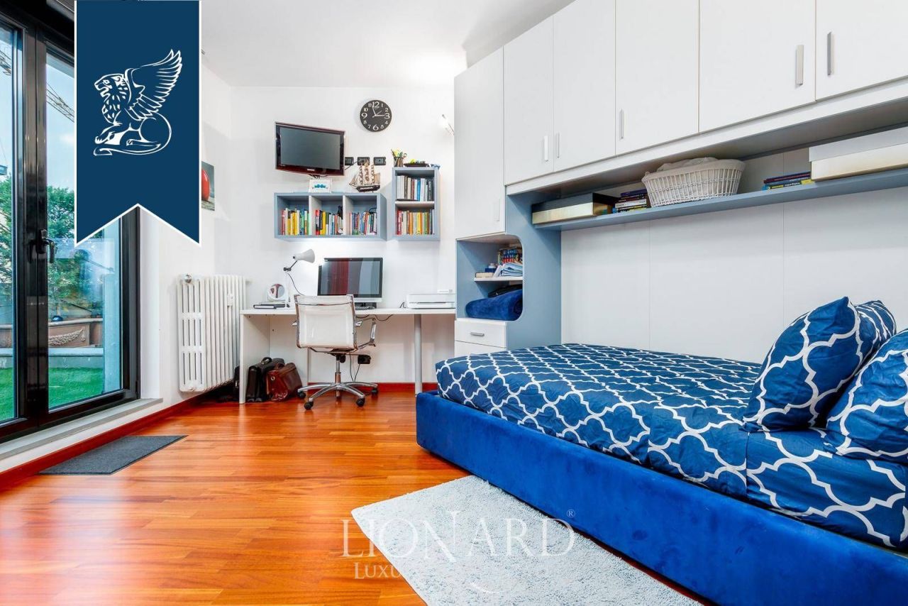 Апартаменты в Бергамо, Италия, 200 м² - фото 10