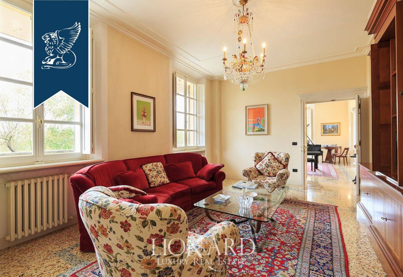 Вилла в Парме, Италия, 2 500 м² - фото 10