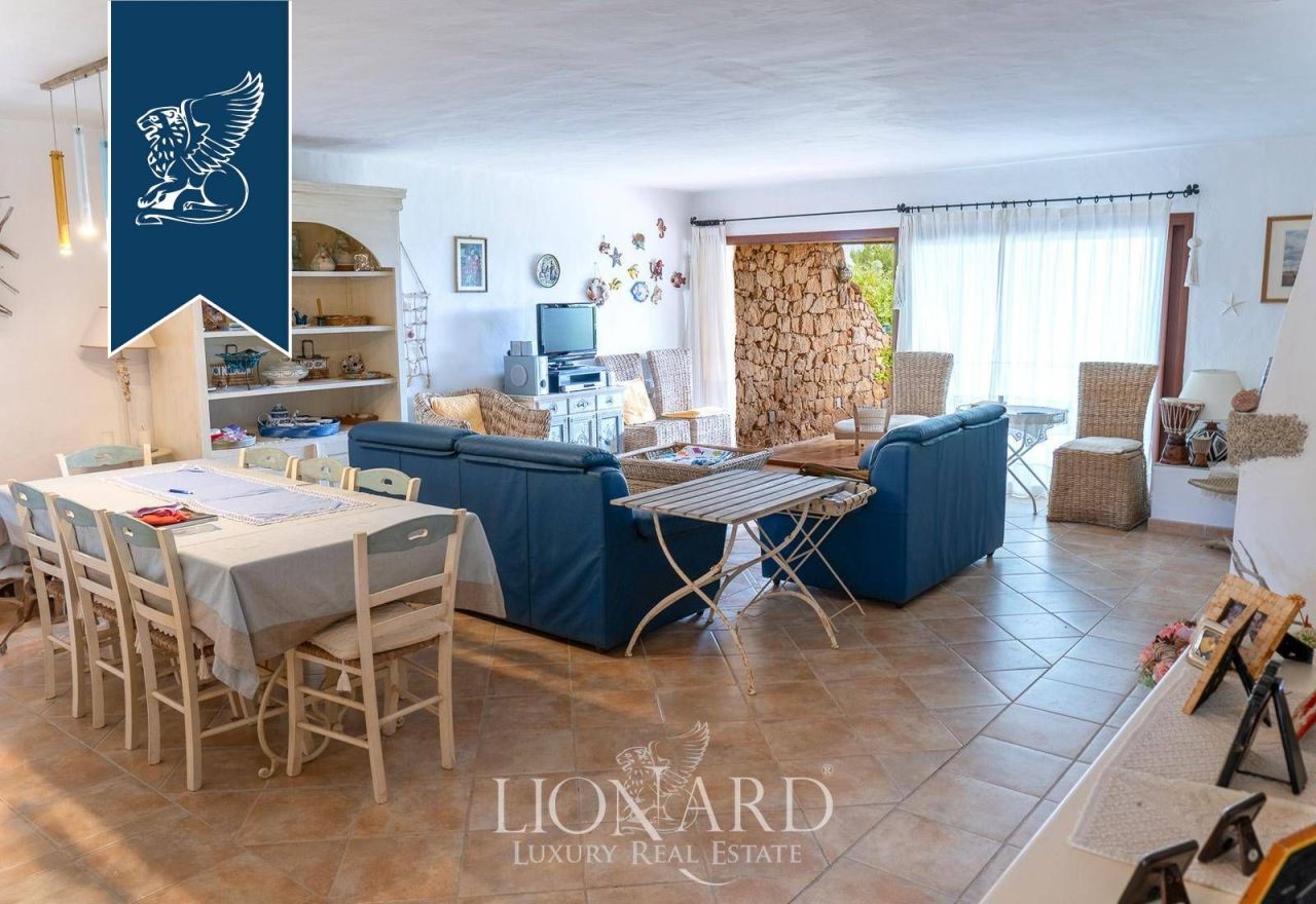 Вилла в Порто Черво, Италия, 240 м² - фото 10