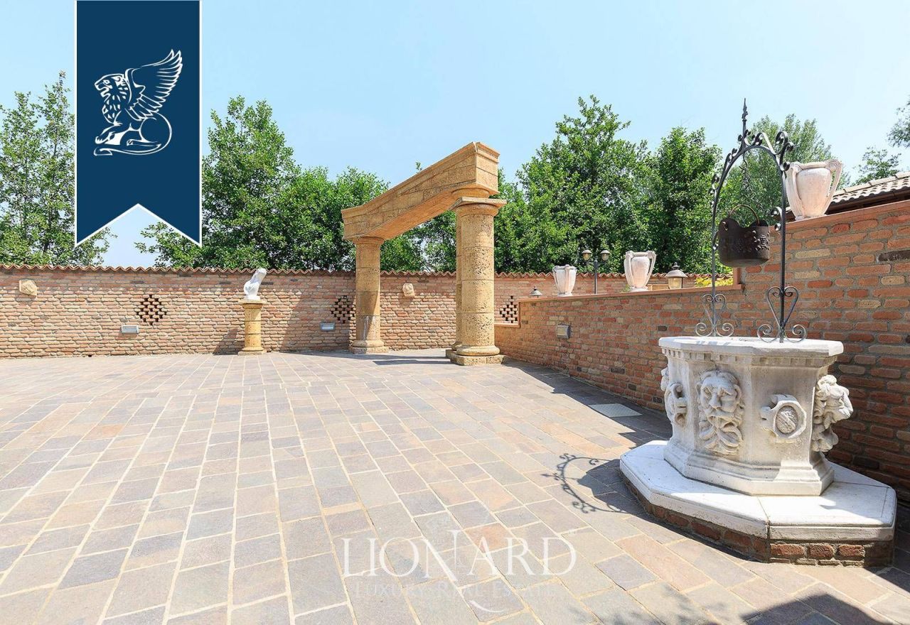 Вилла в Павии, Италия, 400 м² - фото 10