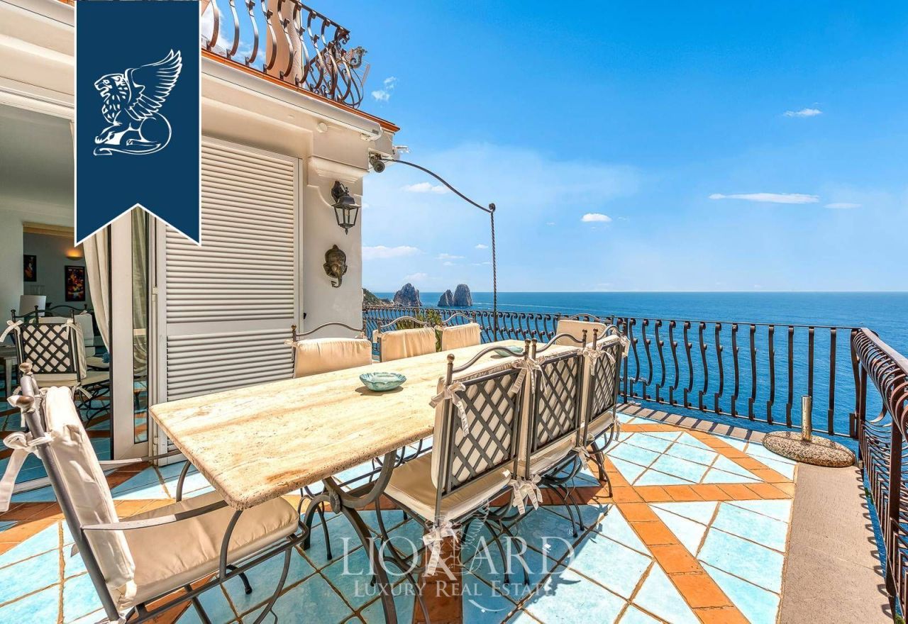 Апартаменты на Капри, Италия, 140 м² - фото 10