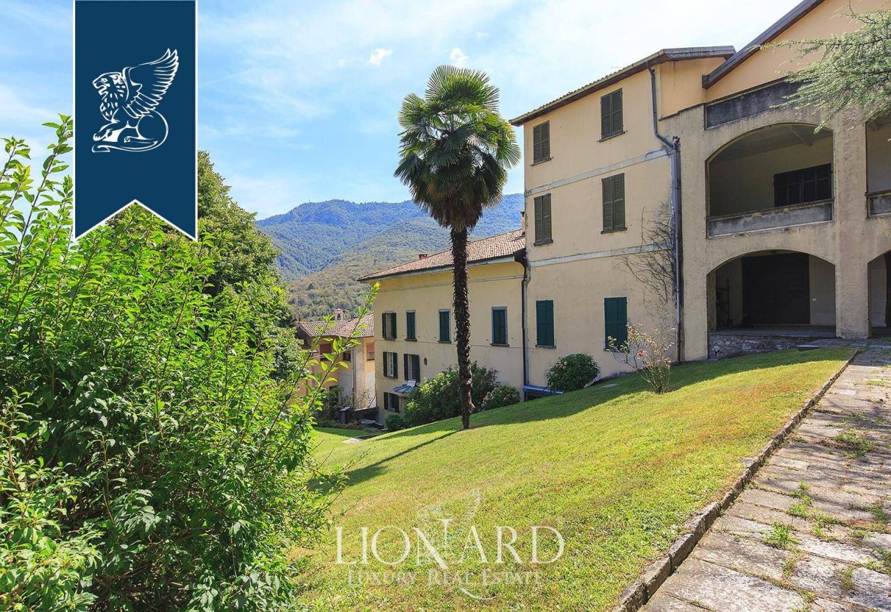 Вилла в Варесе, Италия, 1 000 м² - фото 10