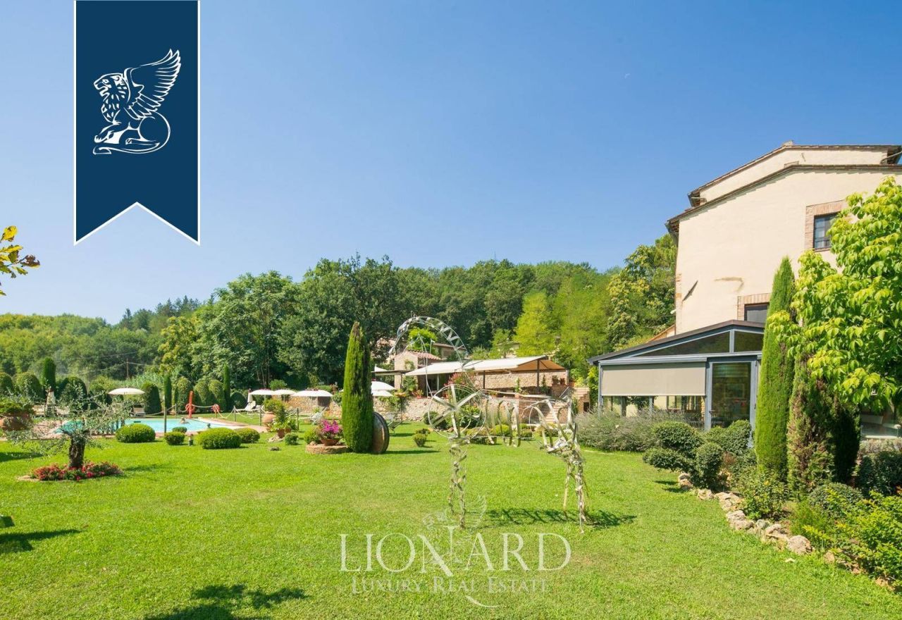 Отель, гостиница в Сиене, Италия, 650 м² - фото 10