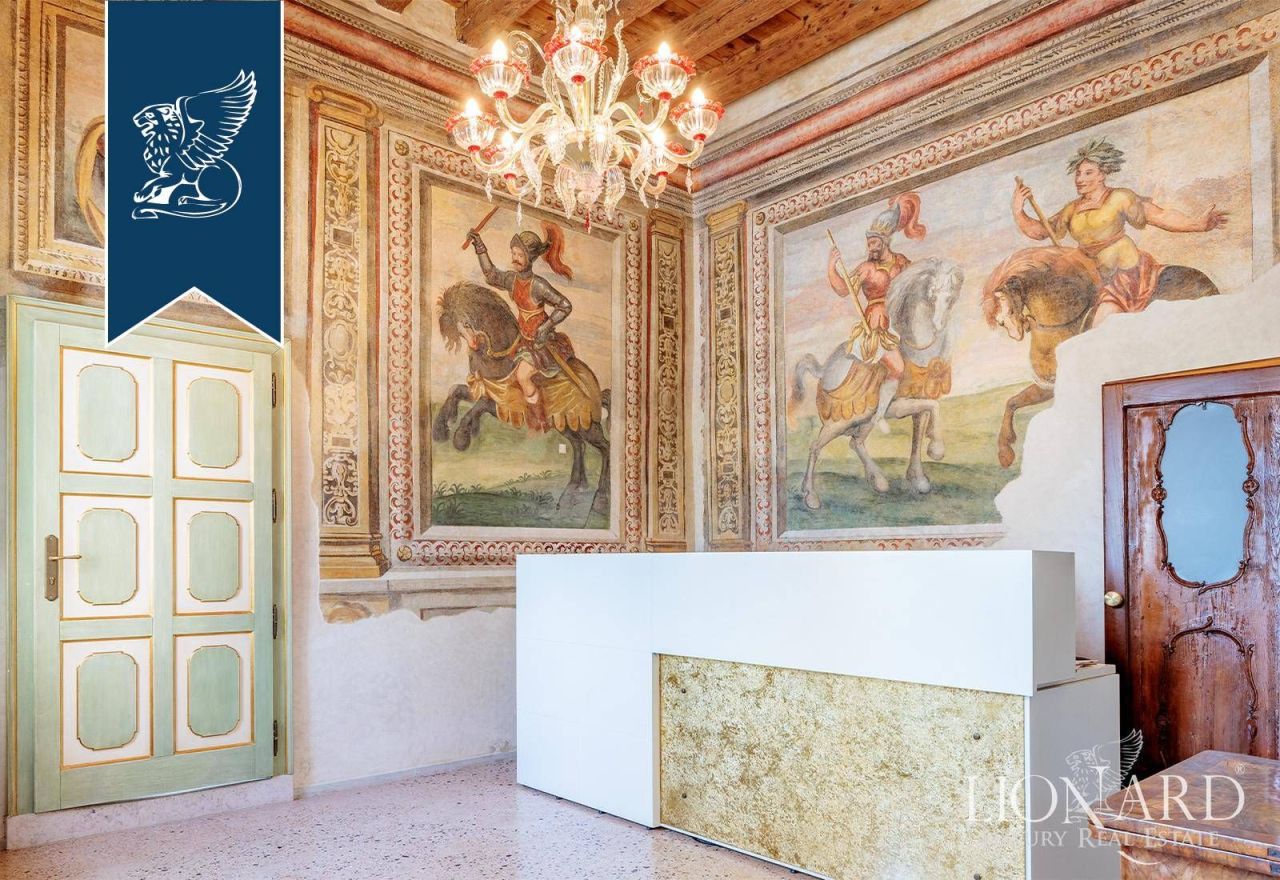 Вилла в Венеции, Италия, 1 600 м² - фото 10