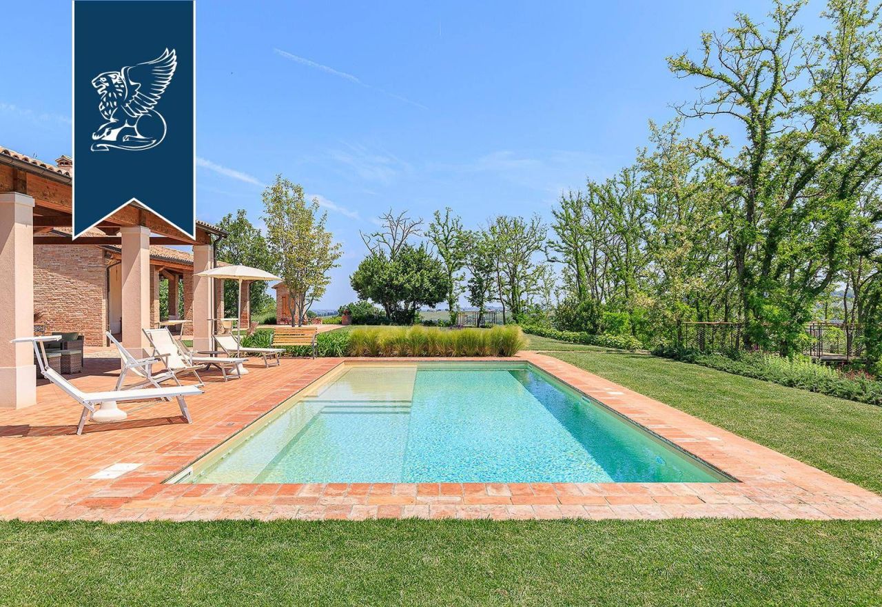 Вилла в Форли-Чезене, Италия, 350 м² - фото 10