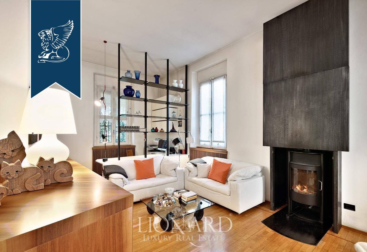 Вилла в Милане, Италия, 300 м² - фото 10