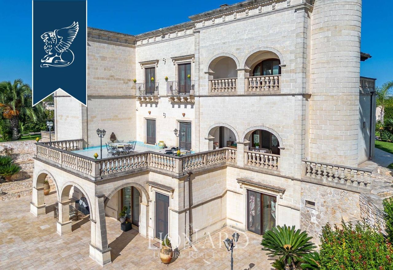 Вилла в Таранто, Италия, 1 000 м² - фото 10