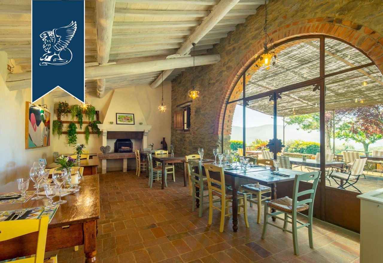 Ферма в Кортоне, Италия, 1 000 м² - фото 10