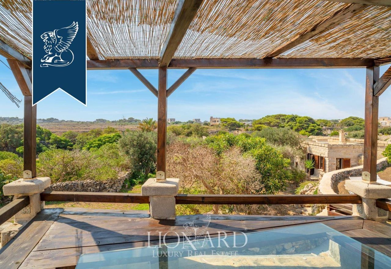 Вилла в Фавиньяне, Италия, 350 м² - фото 10