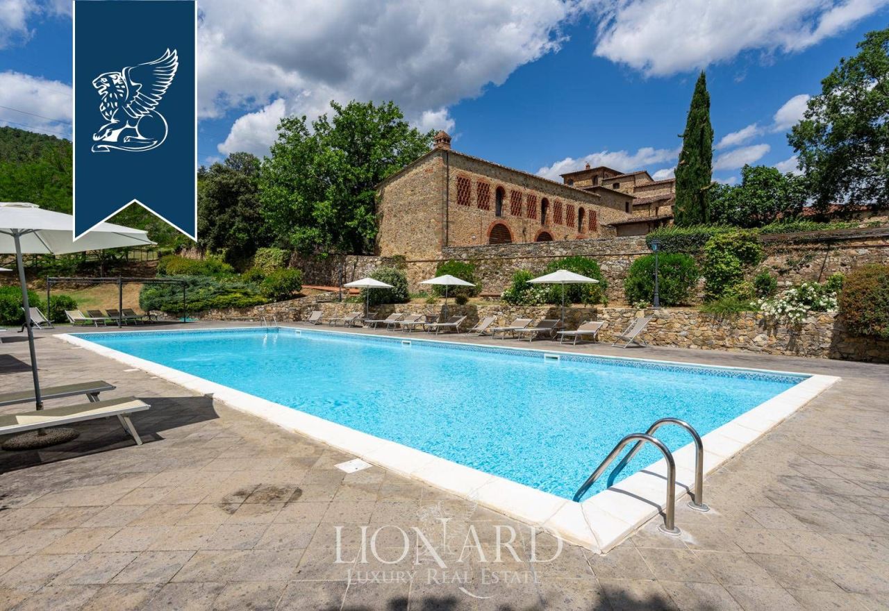 Ферма в Ареццо, Италия, 1 500 м² - фото 10