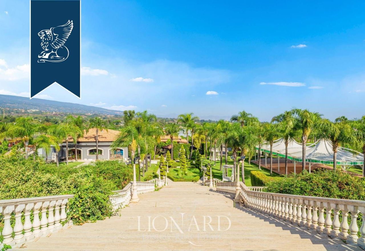 Вилла в Ачиреале, Италия, 1 800 м² - фото 9