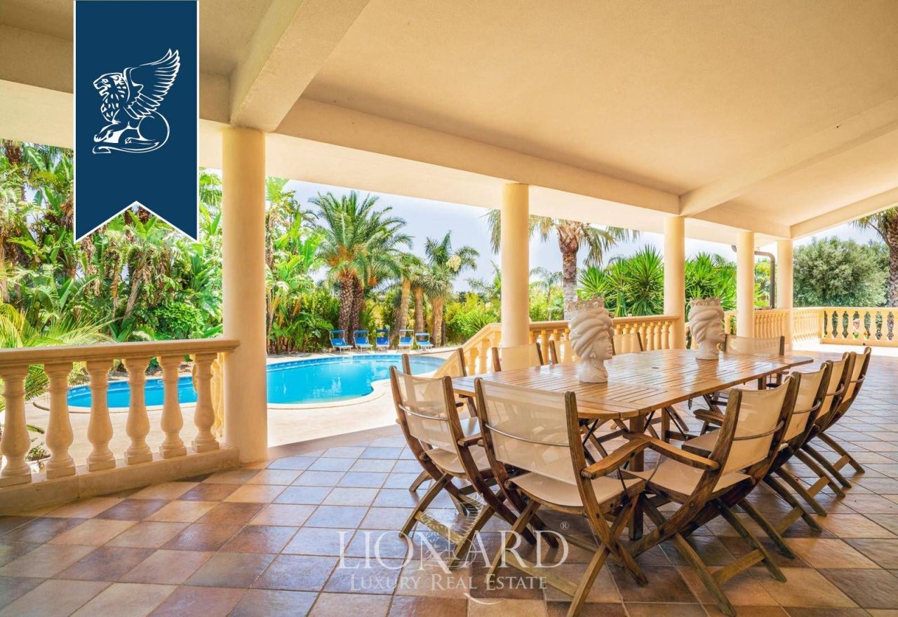 Вилла в Сиракузах, Италия, 880 м² - фото 9