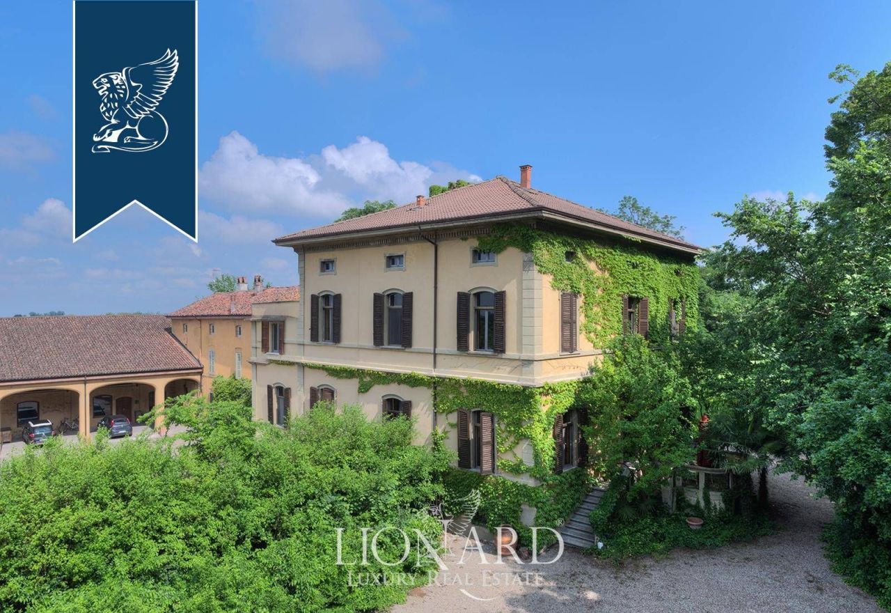 Вилла в Кремоне, Италия, 980 м² - фото 9