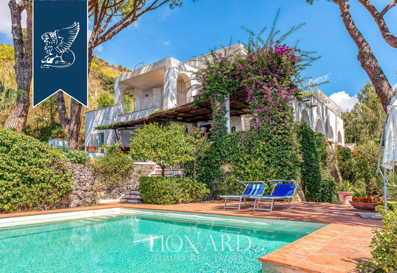 Вилла в Неаполе, Италия, 250 м² - фото 9