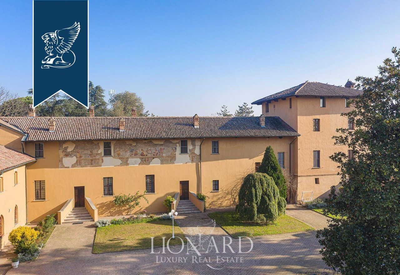 Замок в Павии, Италия, 2 800 м² - фото 9