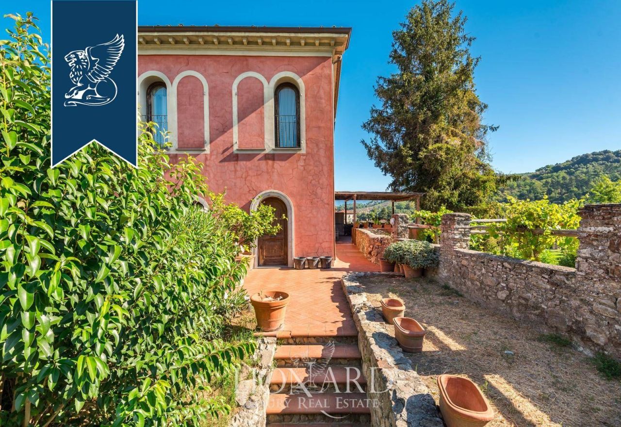 Вилла в Капаннори, Италия, 1 500 м² - фото 9