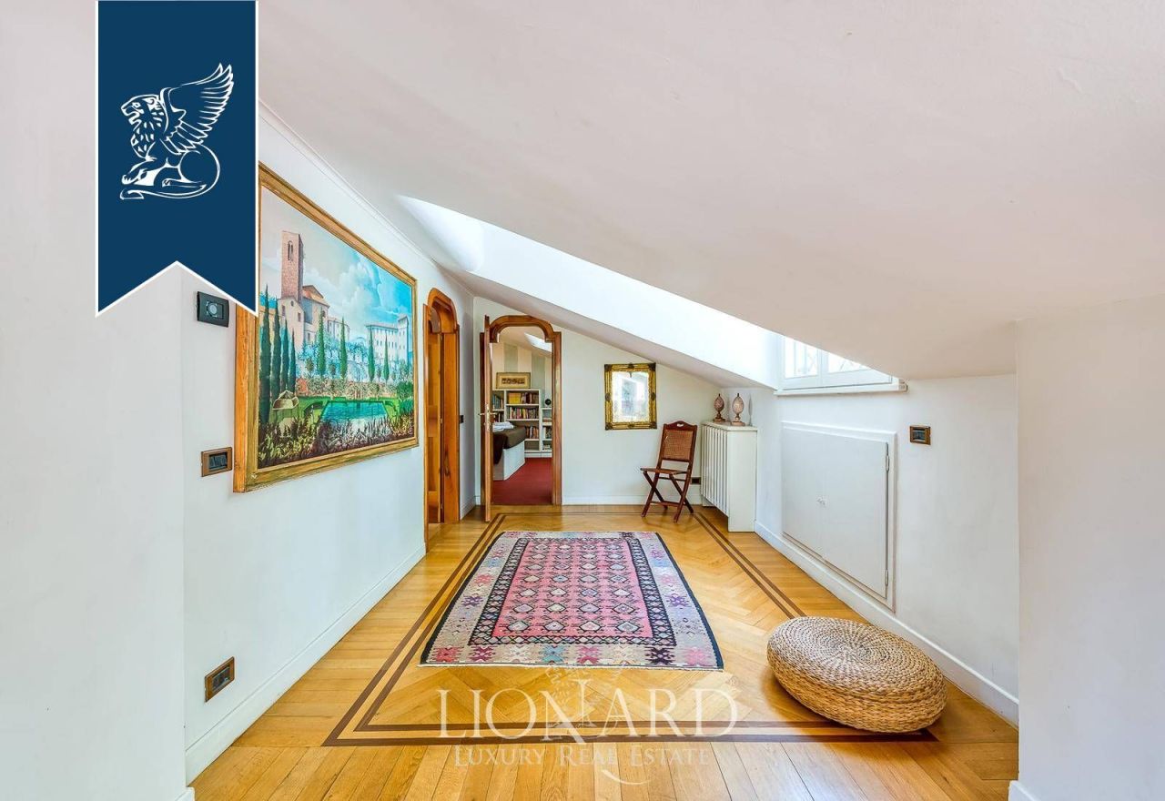 Апартаменты в Риме, Италия, 410 м² - фото 9