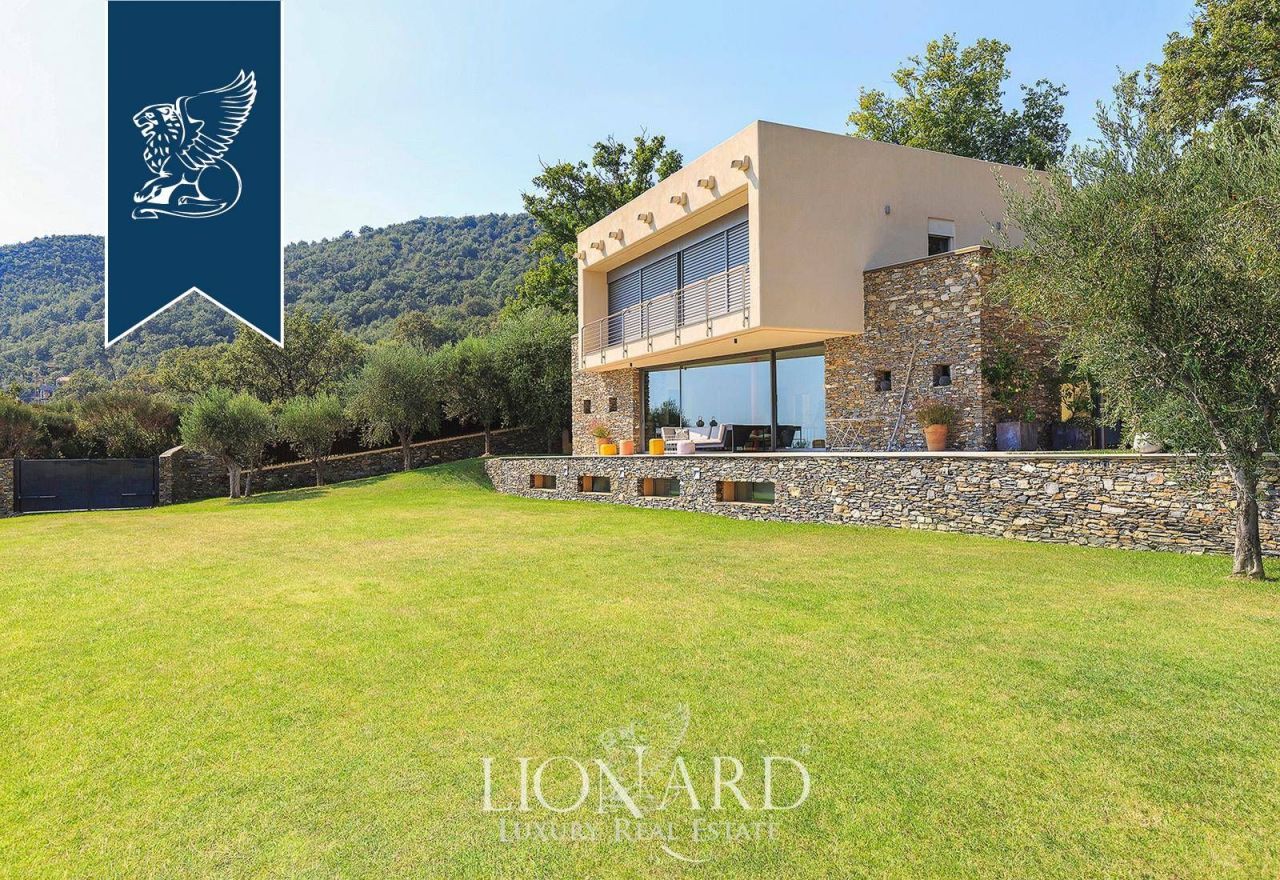 Вилла в Алассио, Италия, 500 м² - фото 9