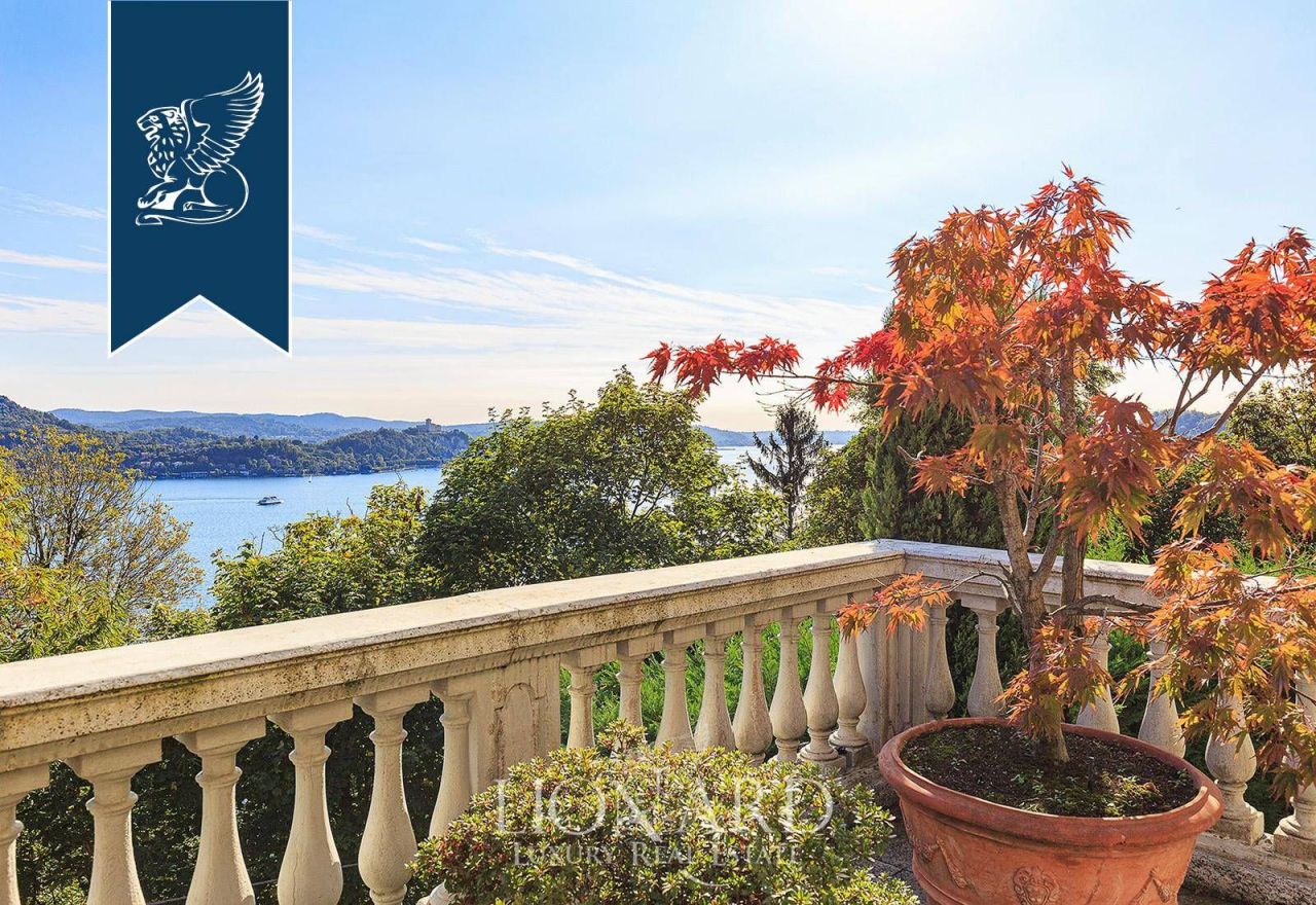 Вилла в Ароне, Италия, 1 000 м² - фото 9